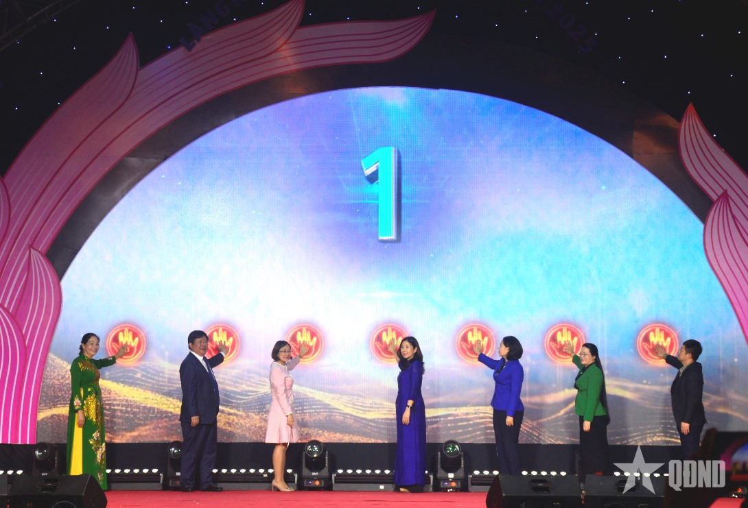 Khai mạc Liên hoan Ẩm thực và du lịch làng nghề, phố nghề Hà Nội