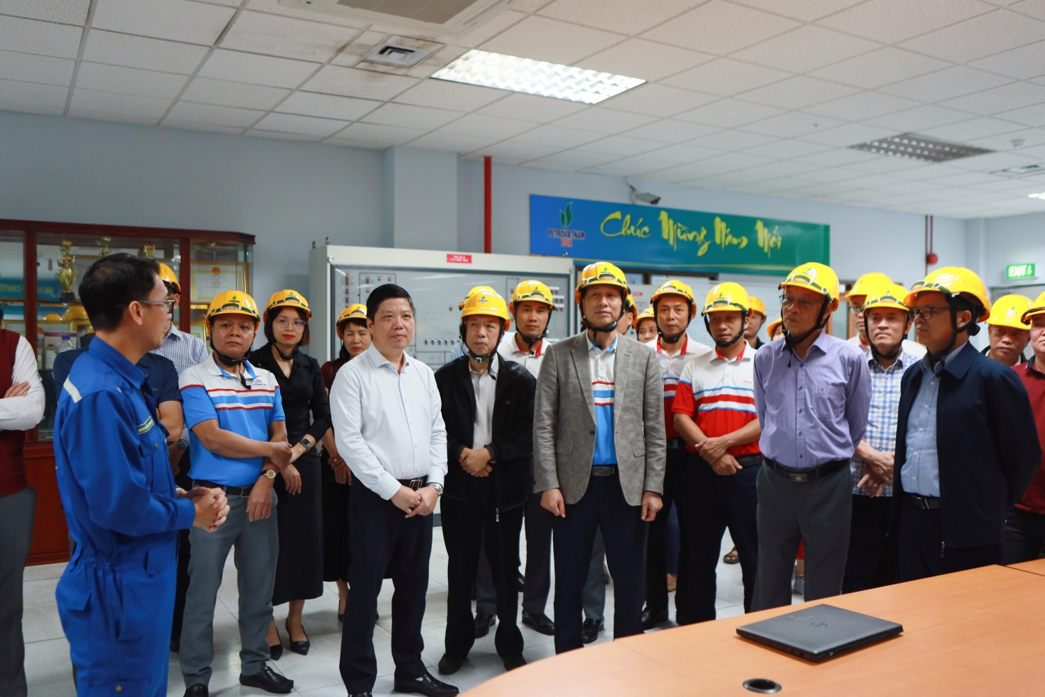 Hội Dầu khí Sông Hồng và BSR tăng cường trao đổi kinh nghiệm, thắt chặt tình đoàn kết