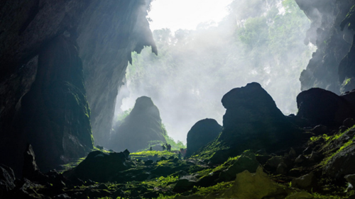 Tour khám phá du lịch mạo hiểm hang Sơn Đoòng hút khách
