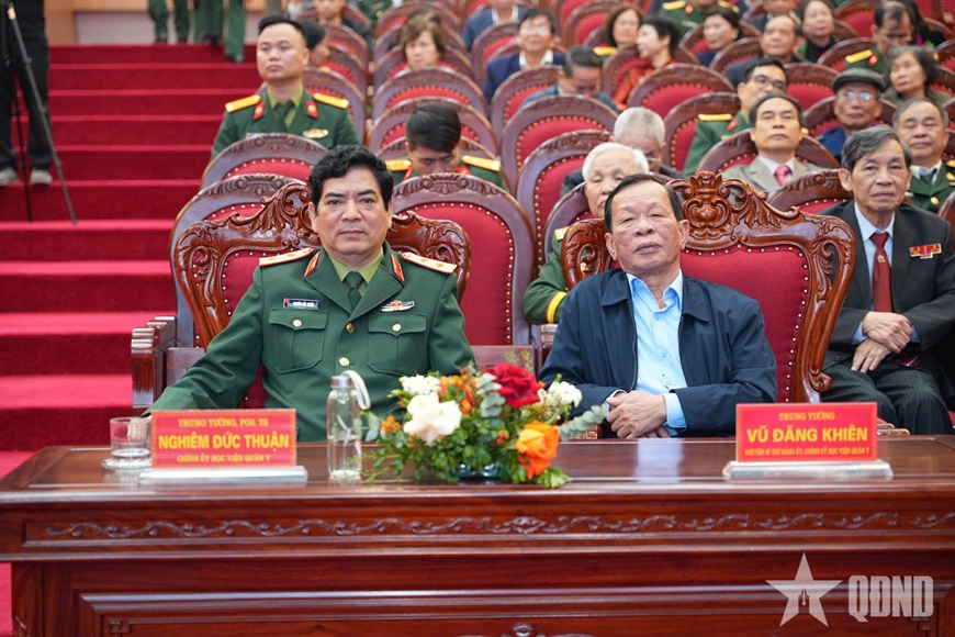 Bệnh viện Quân y 103 gặp mặt kỷ niệm 75 năm Ngày truyền thống
