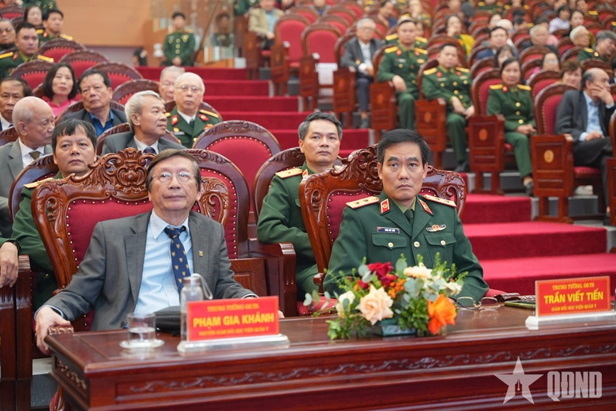 Bệnh viện Quân y 103 gặp mặt kỷ niệm 75 năm Ngày truyền thống