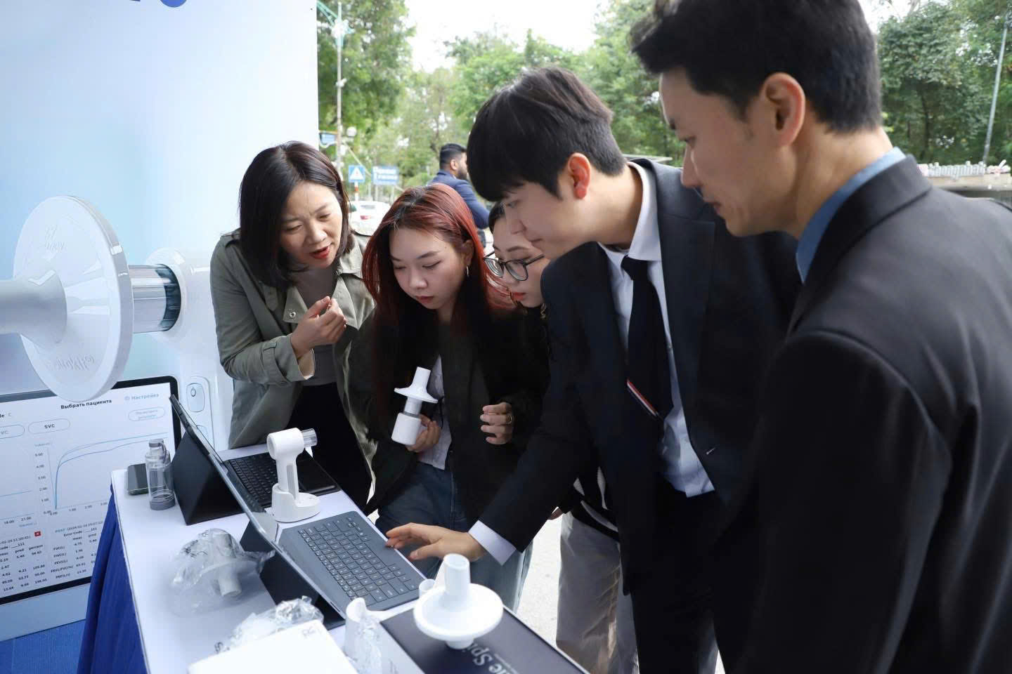 Đổi mới sáng tạo mở rộng cơ hội tiếp cận dịch vụ y tế cho người dân