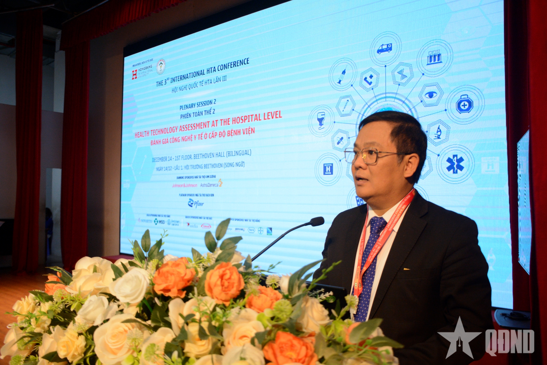 Nâng cao chất lượng ứng dụng công nghệ số trong y tế từ xa