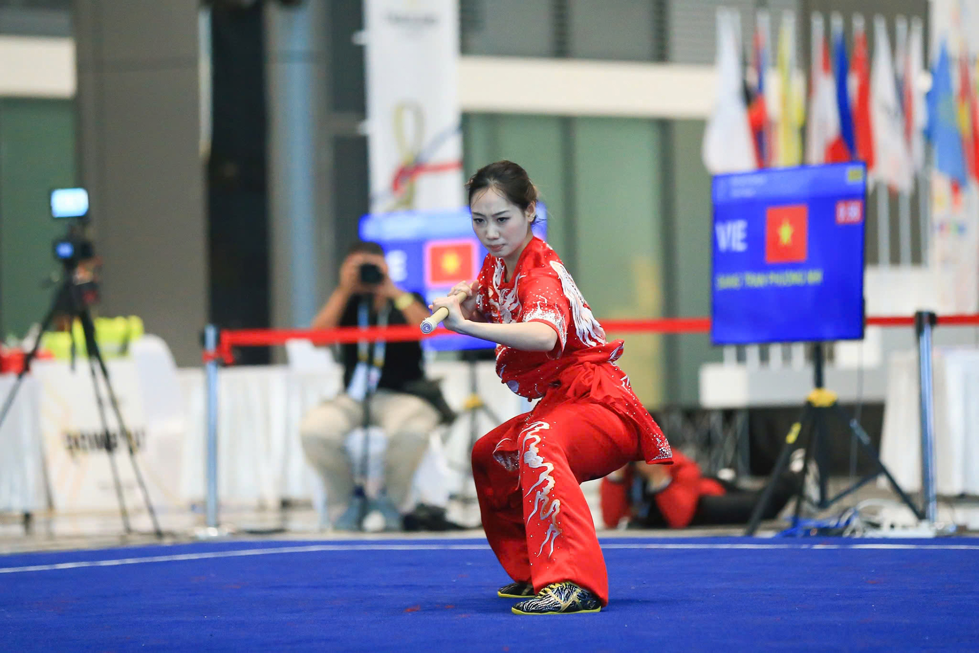 Bên lề SEA Games 33 hôm nay (15-12): Nén đau thi đấu