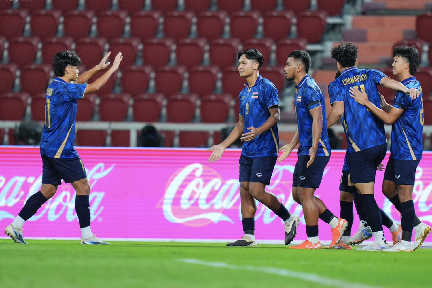 SEA Games 33: Siêu phẩm đá phạt đưa U22 Thái Lan vào chung kết gặp U22 Việt Nam

