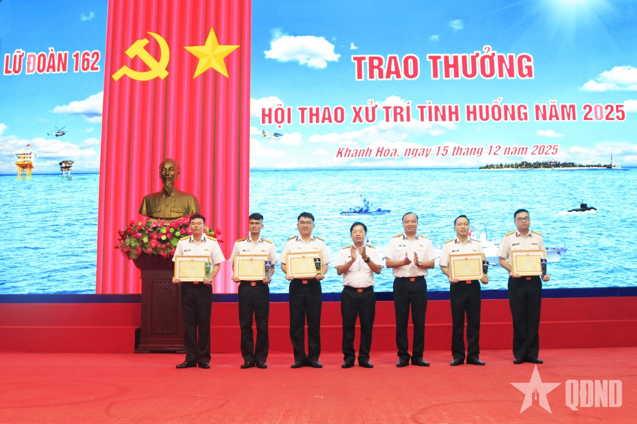 Lữ đoàn 162, Vùng 4 Hải quân: Nâng cao chất lượng toàn diện đội ngũ cán bộ