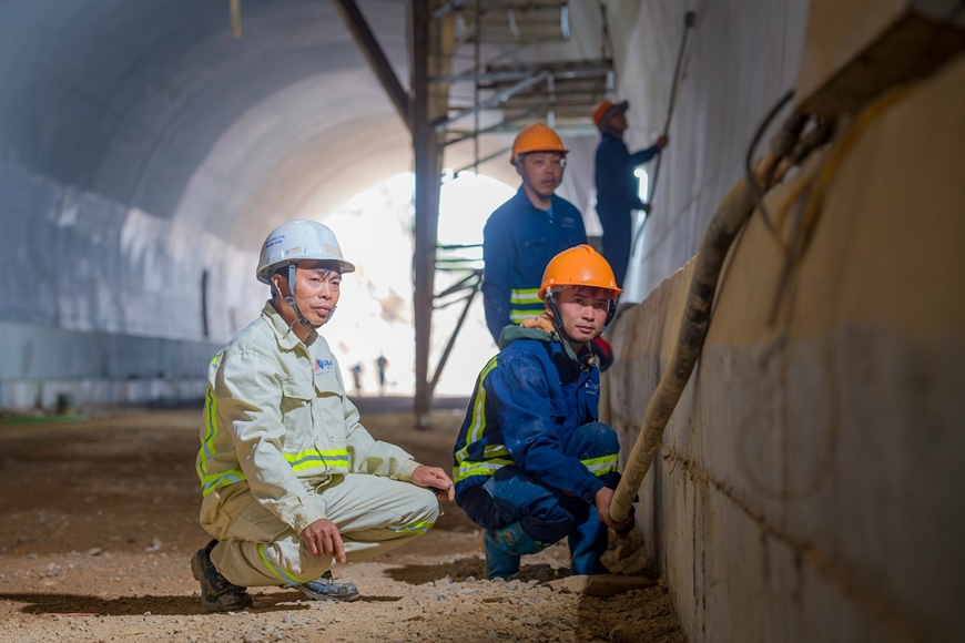 Cao tốc Đồng Đăng - Trà Lĩnh sẵn sàng thông tuyến ngày 19-12