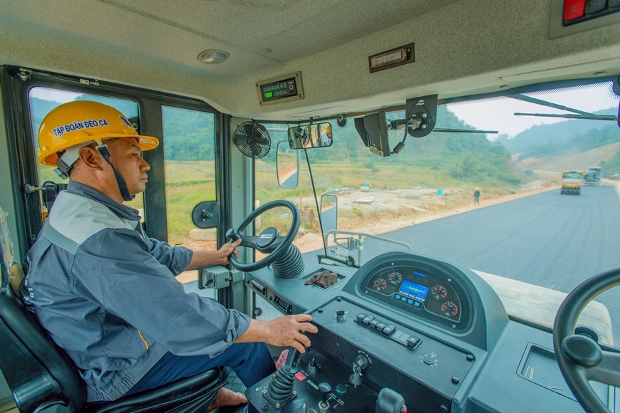 Cao tốc Đồng Đăng - Trà Lĩnh sẵn sàng thông tuyến ngày 19-12