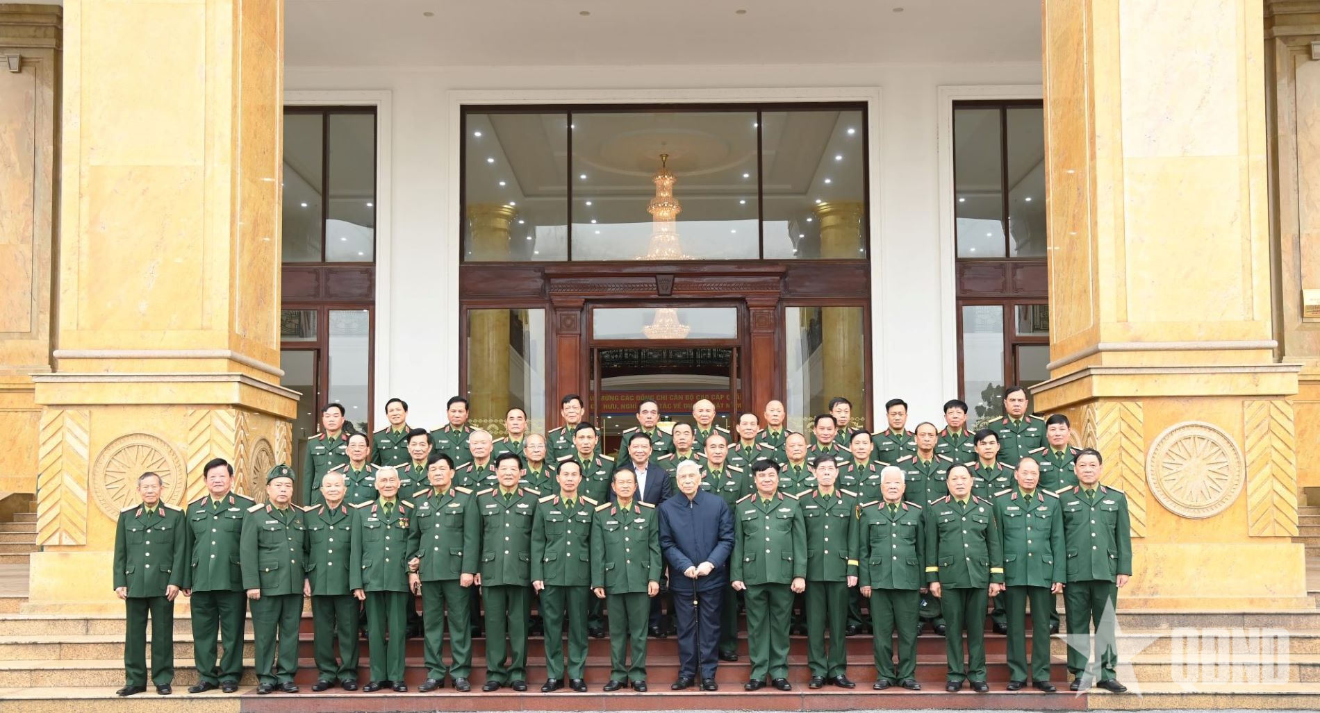 Đảng ủy, Bộ tư lệnh Quân khu 2 gặp mặt cán bộ cao cấp