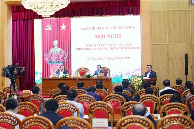 Thường trực Ban B&iacute; thư Trần Cẩm T&uacute; chủ tr&igrave; Hội nghị triển khai nhiệm vụ năm 2026 của Ban Chỉ đạo 35 Trung ương