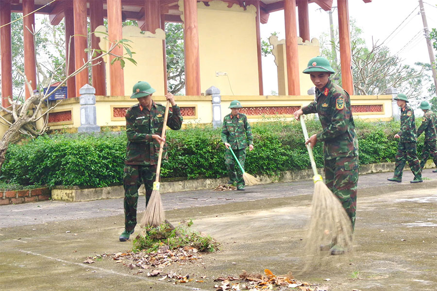 Trung đoàn 841 tổ chức hành quân dã ngoại kết hợp làm công tác dân vận