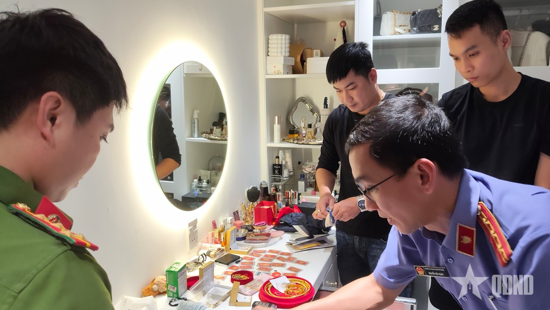 Triệt phá đường dây tiền ảo 