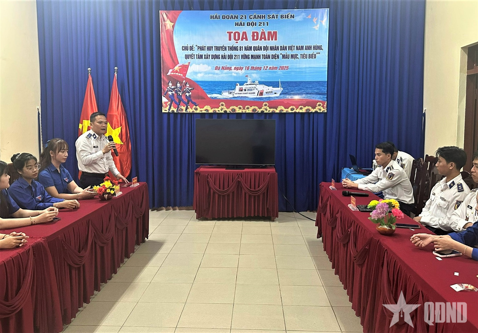 Liên chi đoàn Hải đội 211 tổ chức tọa đàm thanh niên