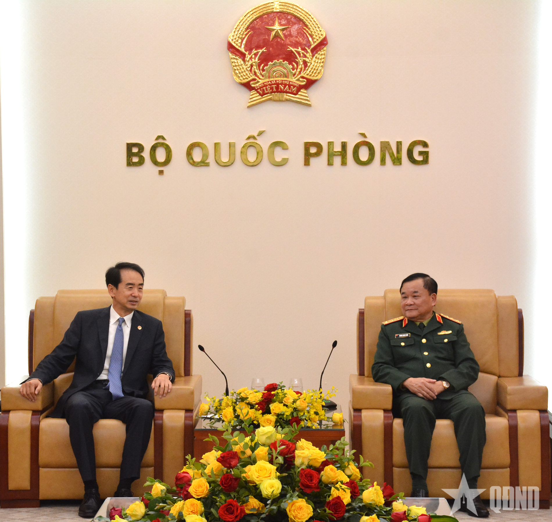 Thượng tướng Hoàng Xuân Chiến tiếp Đại sứ Trung Quốc tại Việt Nam 