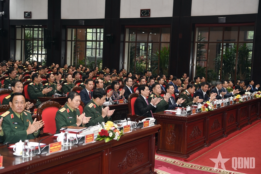 Chủ tịch nước Lương Cường dự, chỉ đạo Hội nghị Quân chính toàn quân năm 2025