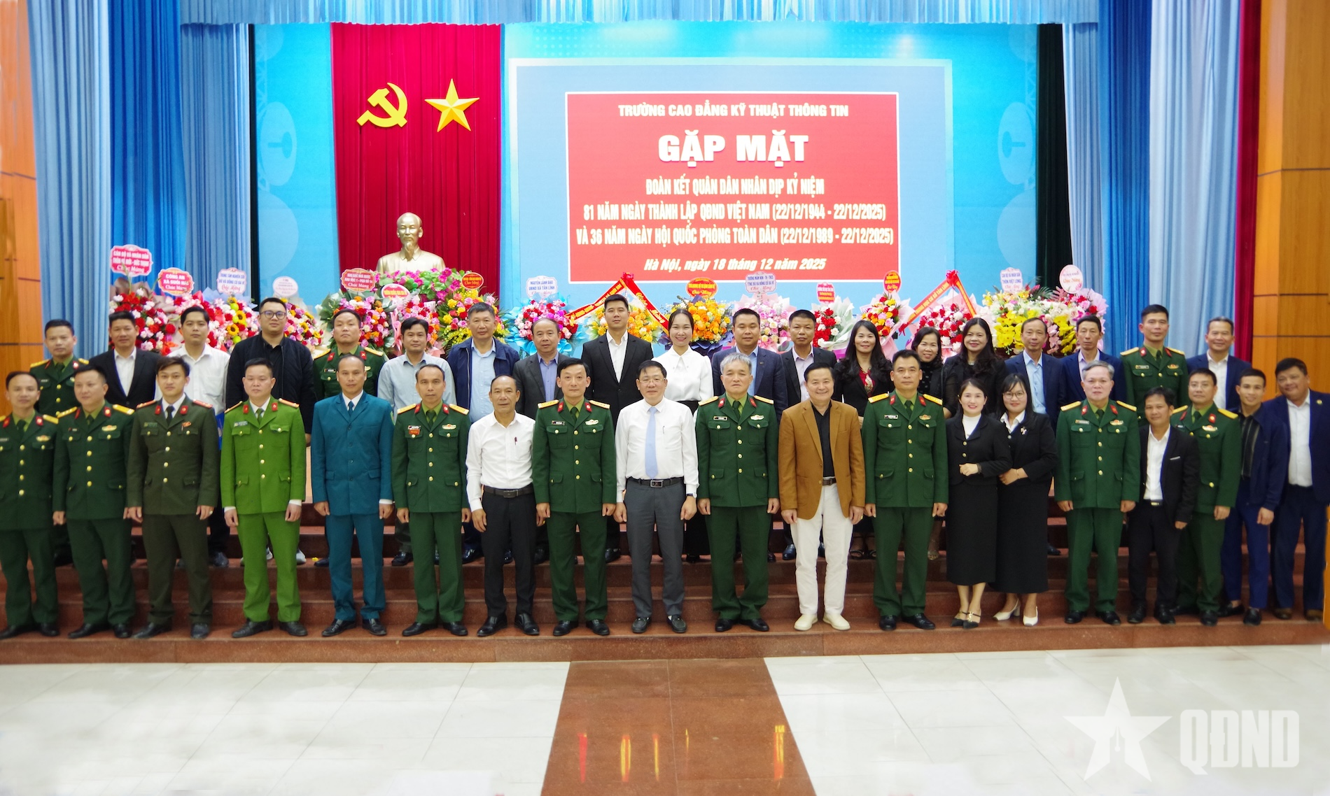 Ấm tình quân dân tại Trường Cao đẳng Kỹ thuật Thông tin