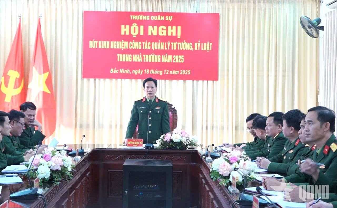 Trường Quân sự Quân đoàn 12 rút kinh nghiệm về công tác quản lý tư tưởng, kỷ luật 