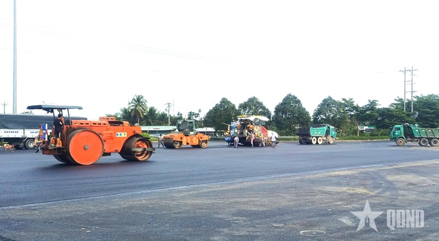 Cao tốc Cần Thơ - Cà Mau trước giờ thông xe kỹ thuật Cao tốc Cần Thơ - Cà Mau trước giờ thông xe kỹ thuật