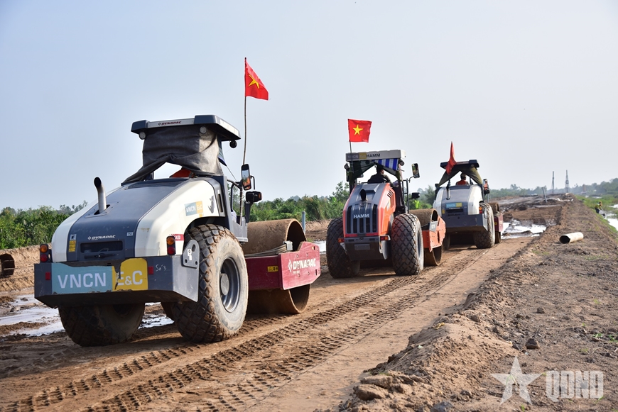 Cao tốc Cần Thơ - Cà Mau trước giờ thông xe kỹ thuật Cao tốc Cần Thơ - Cà Mau trước giờ thông xe kỹ thuật