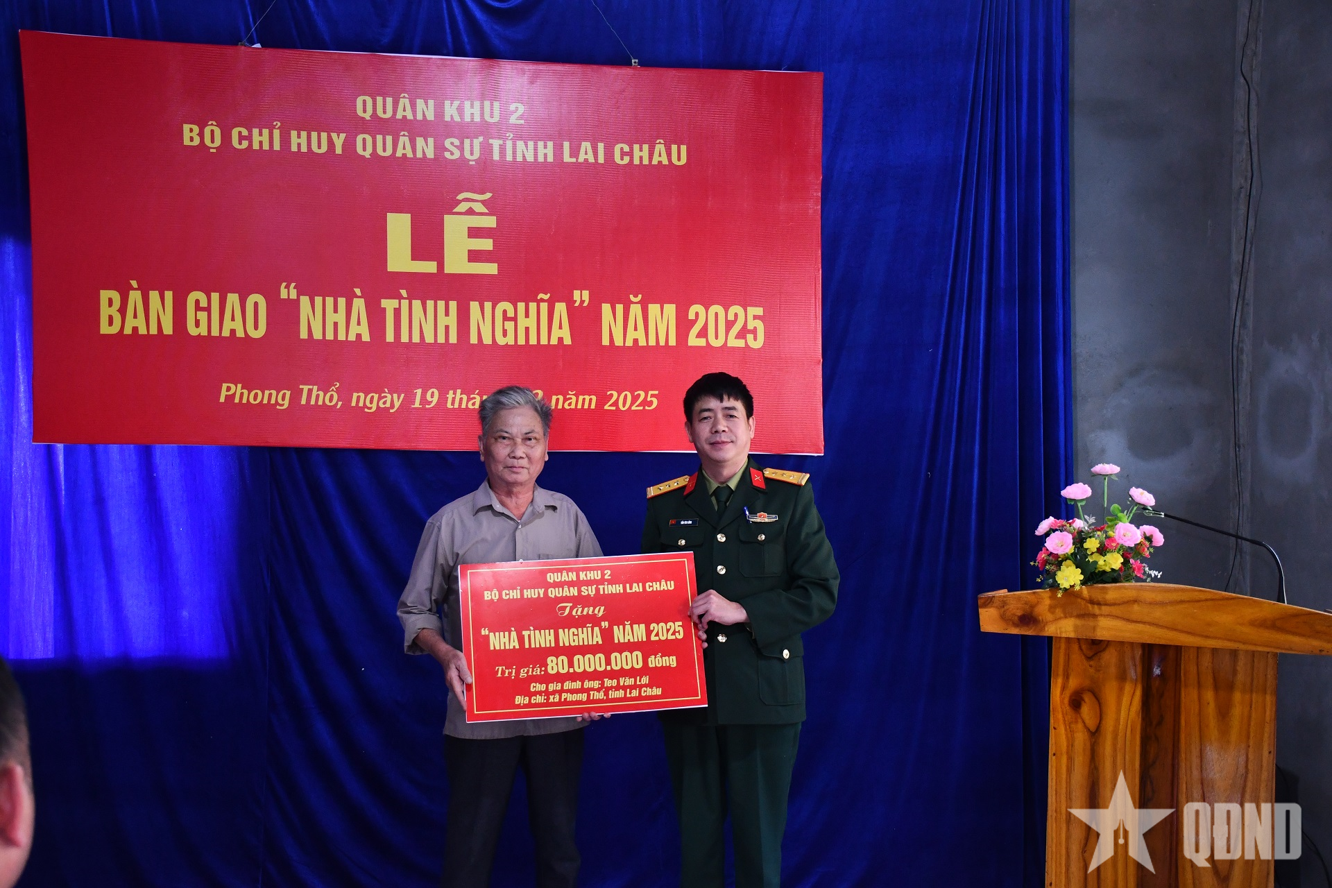 Lai Châu: Bàn giao nhà tình nghĩa 