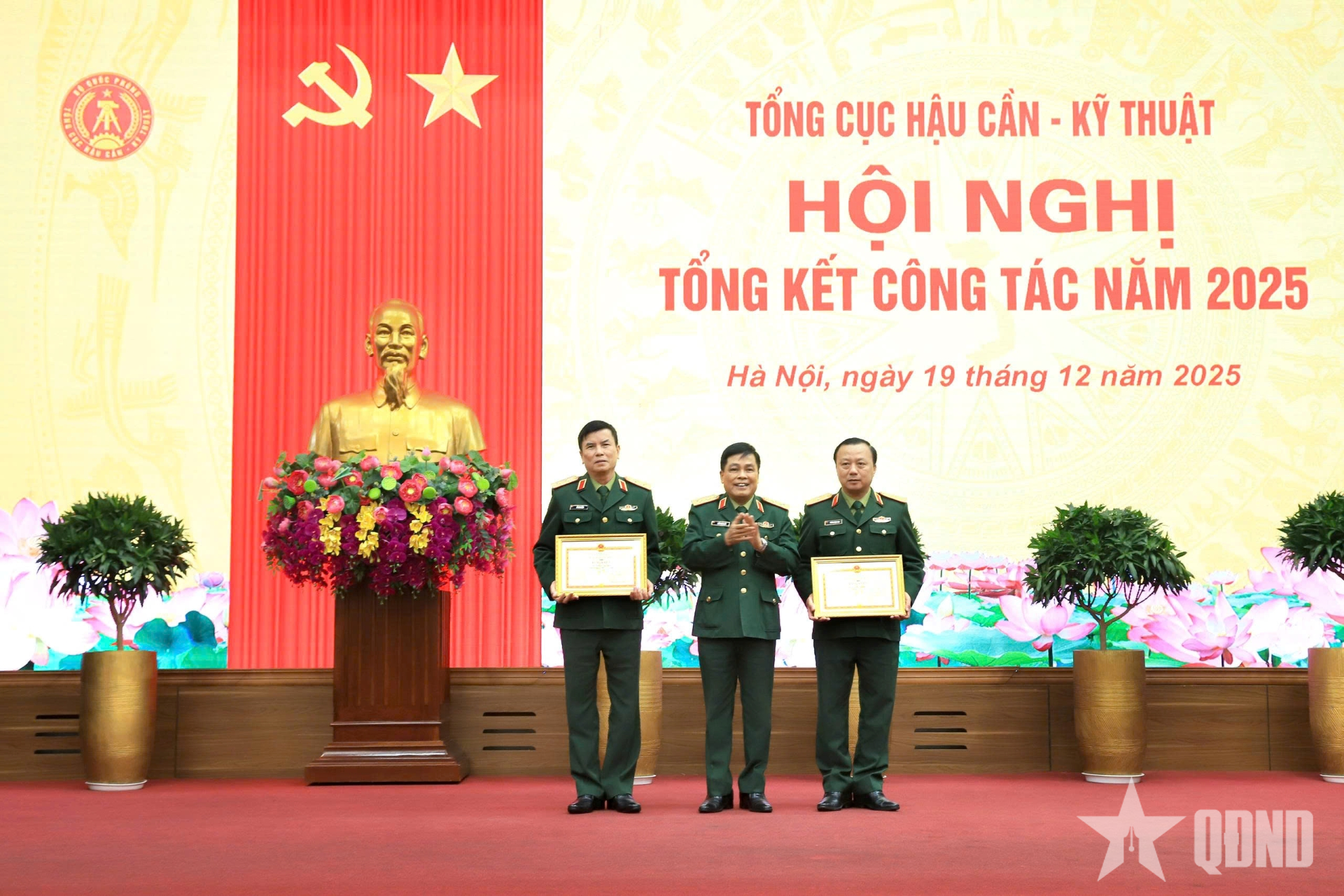 Thực hiện chặt chẽ, đúng tiến độ, chất lượng các cải tiến, hiện đại hóa vũ khí trang bị kỹ thuật 