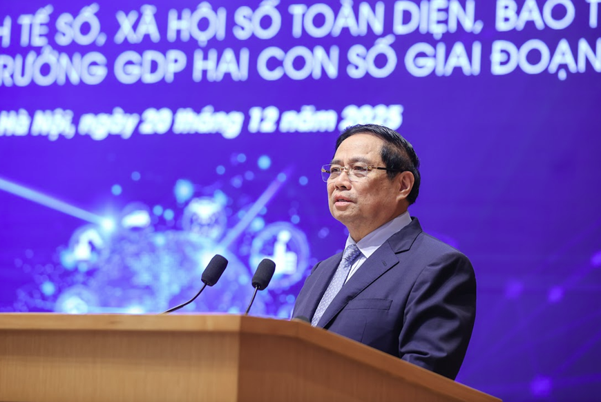 Thủ tướng Phạm Minh Chính: Kinh tế số là động lực, xã hội số là nền tảng, con người là trung tâm
