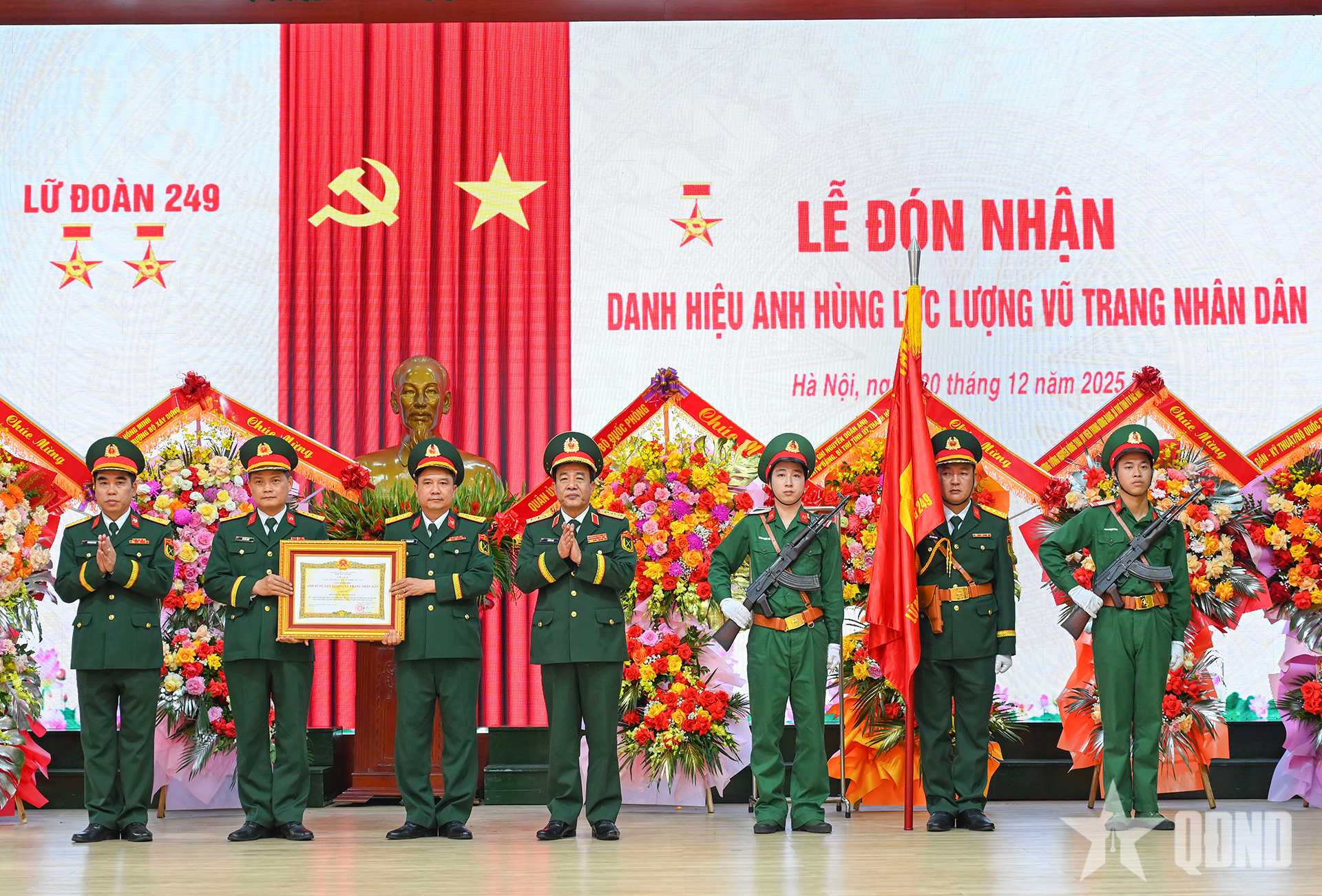 Lữ đoàn 249 (Binh chủng Công binh) đón nhận danh hiệu Anh hùng lực lượng vũ trang nhân dân