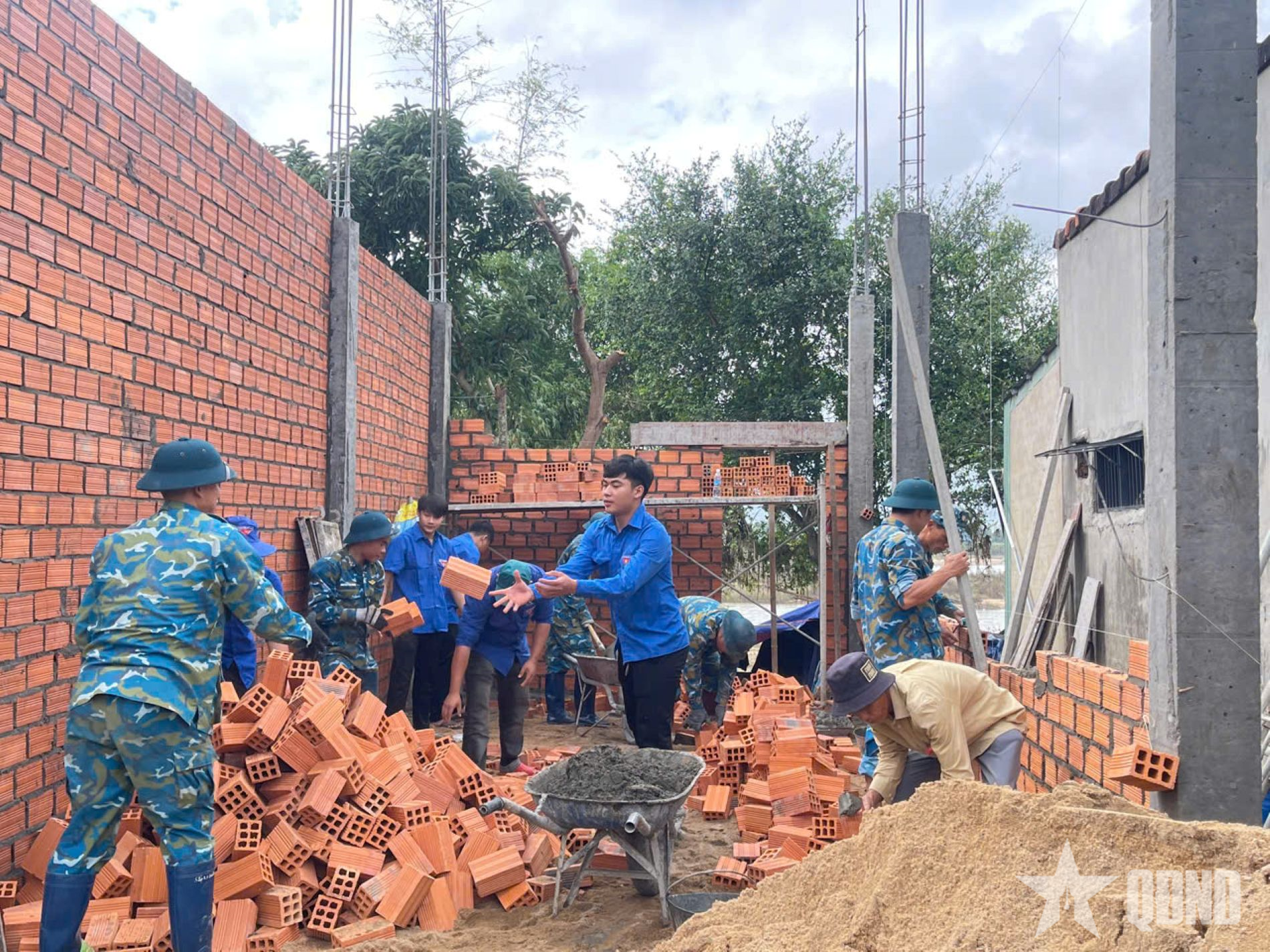 Ngày hội Quốc phòng toàn dân trên miền sơn cước Sơn Hòa 