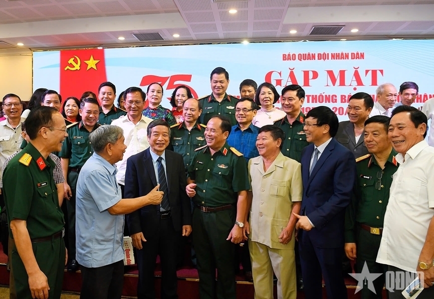 “Tiếng súng reo” giữa mùa đông năm 1944