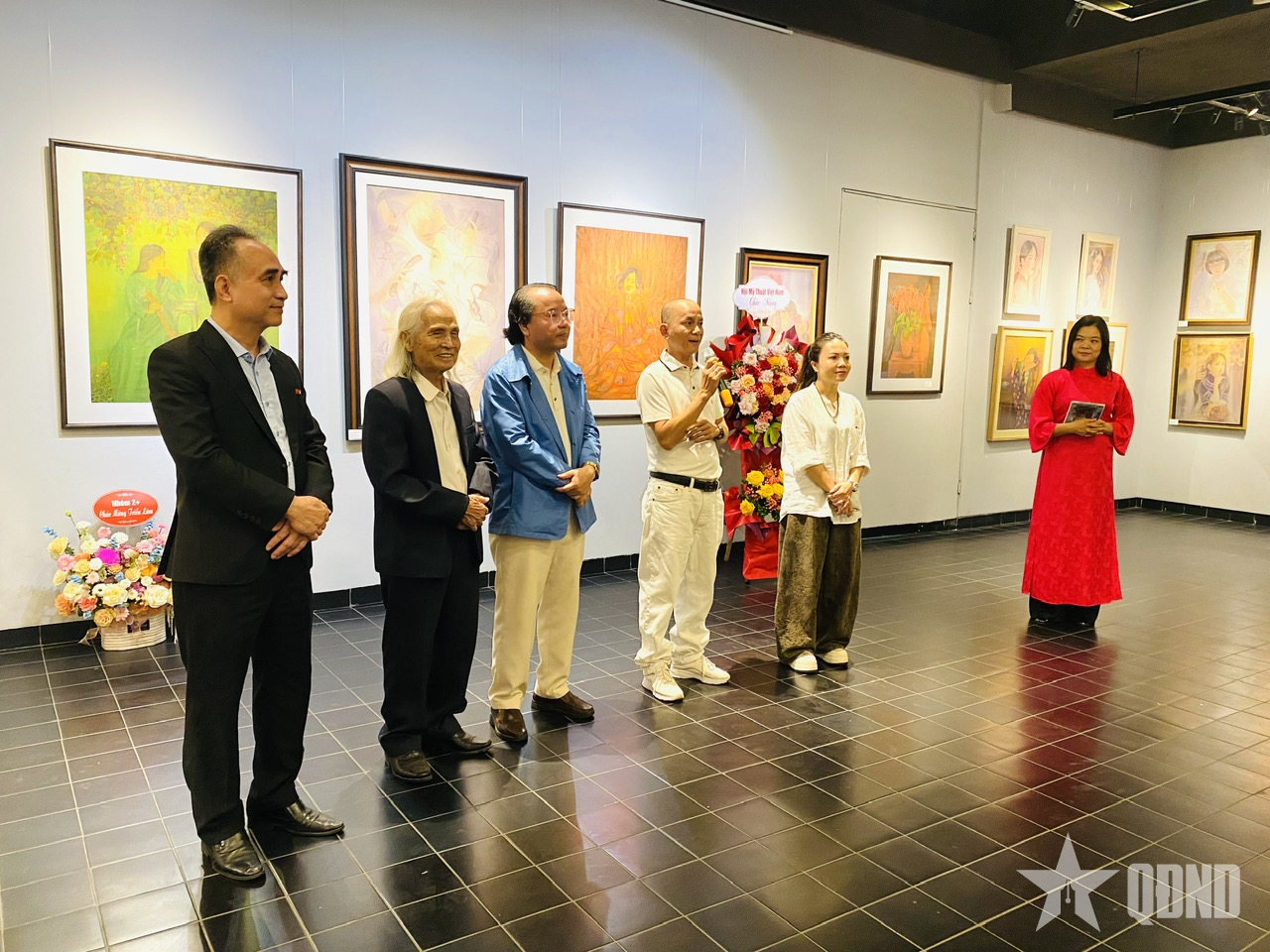 Đặc sắc triển lãm tranh “Hương lụa Việt”