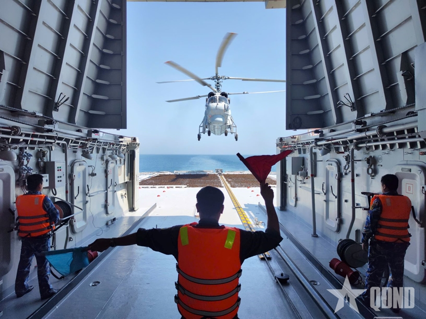 Vững vàng nơi đầu sóng