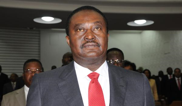 Điện chia buồn nguyên Chủ tịch Quốc hội Angola qua đời