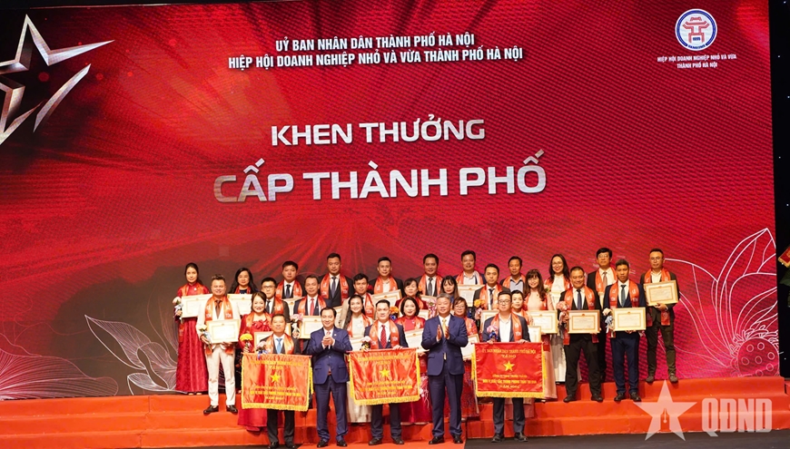 Tôn vinh doanh nhân, doanh nghiệp Thủ đô tiêu biểu