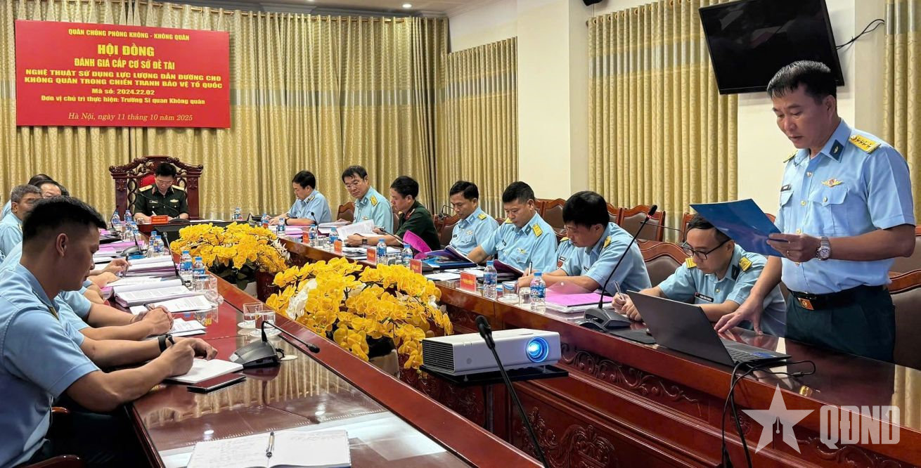 Ghi dấu Phó giáo sư đầu tiên của Trường Sĩ quan Không quân