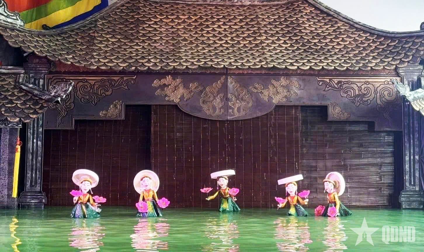 Quảng bá văn hóa Việt qua nghệ thuật múa rối nước