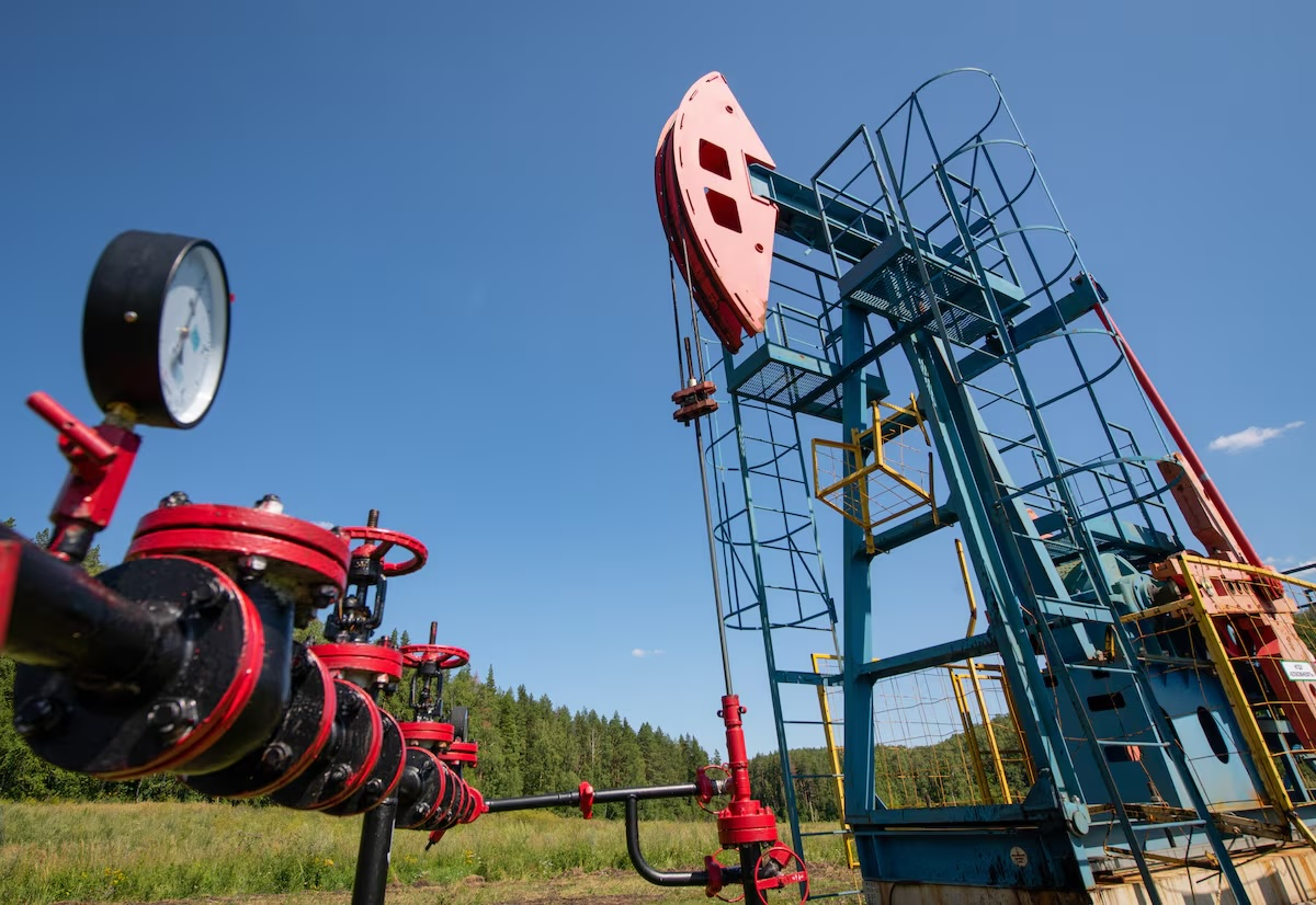 Giá xăng dầu hôm nay (23-12): Tăng giá