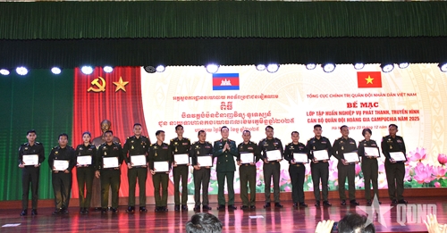 Bế mạc tập huấn nghiệp vụ phát thanh, truyền hình cho Quân đội Hoàng gia Campuchia năm 2025