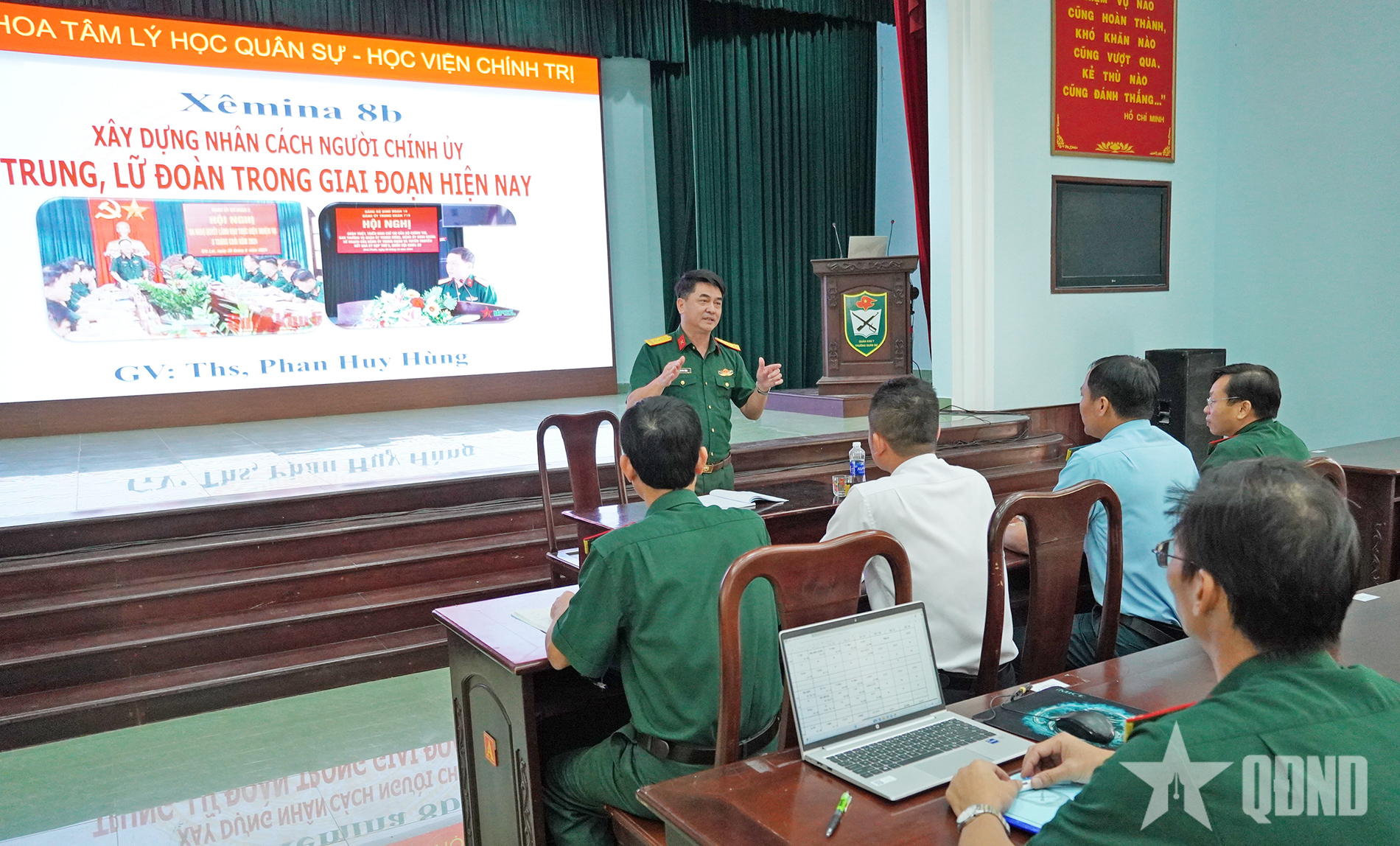 “Thấu tình, đạt lý” từ tâm lý học lãnh đạo, quản lý bộ đội