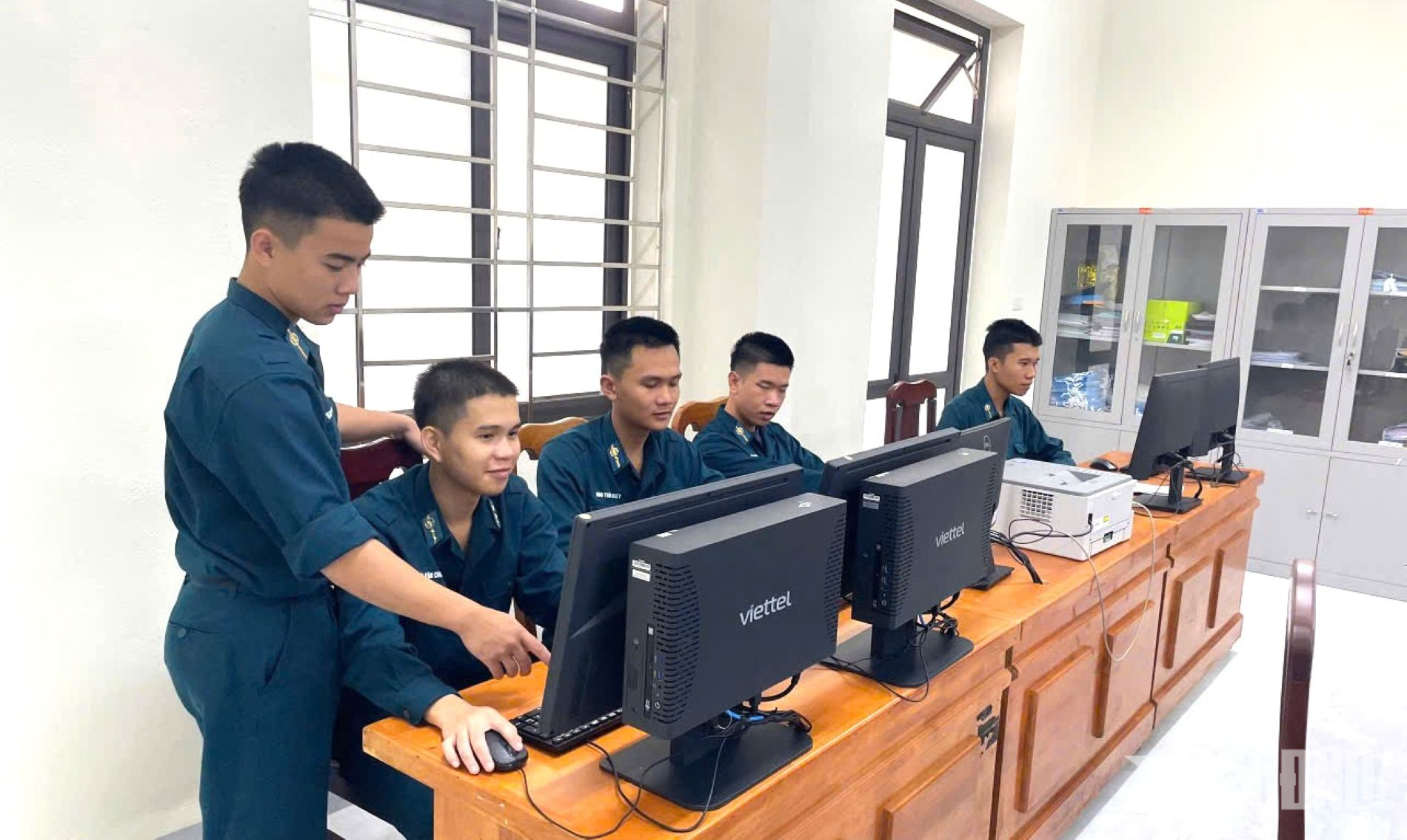 Trung đoàn Pháo phòng không 224 đẩy mạnh cải cách hành chính gắn với chuyển đổi số 