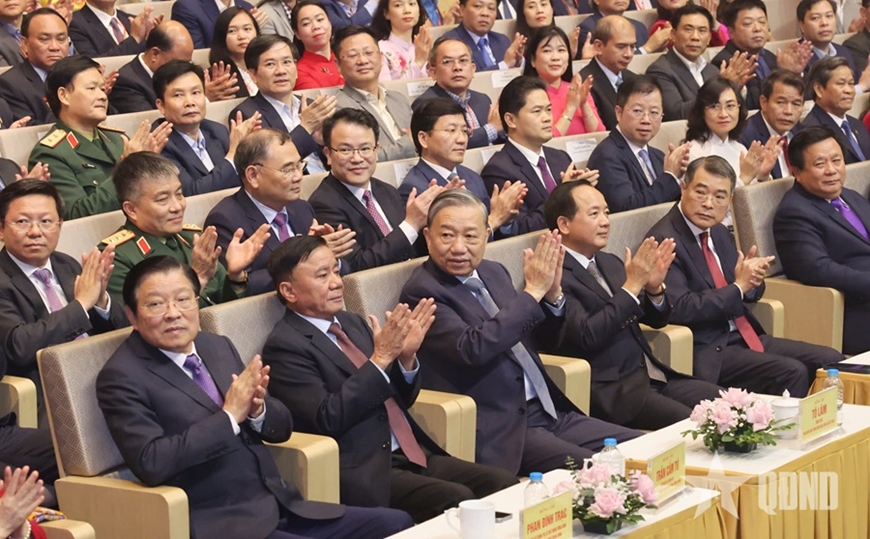 Tổng Bí thư Tô Lâm dự Chương trình “Hồ Chí Minh - Hành trình khát vọng 2025”