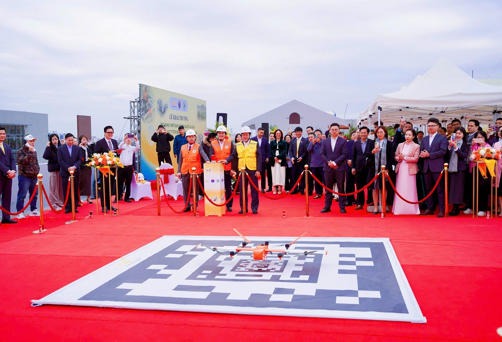 Lần đầu tiên triển khai thiết bị bay không người lái vận chuyển trong y tế