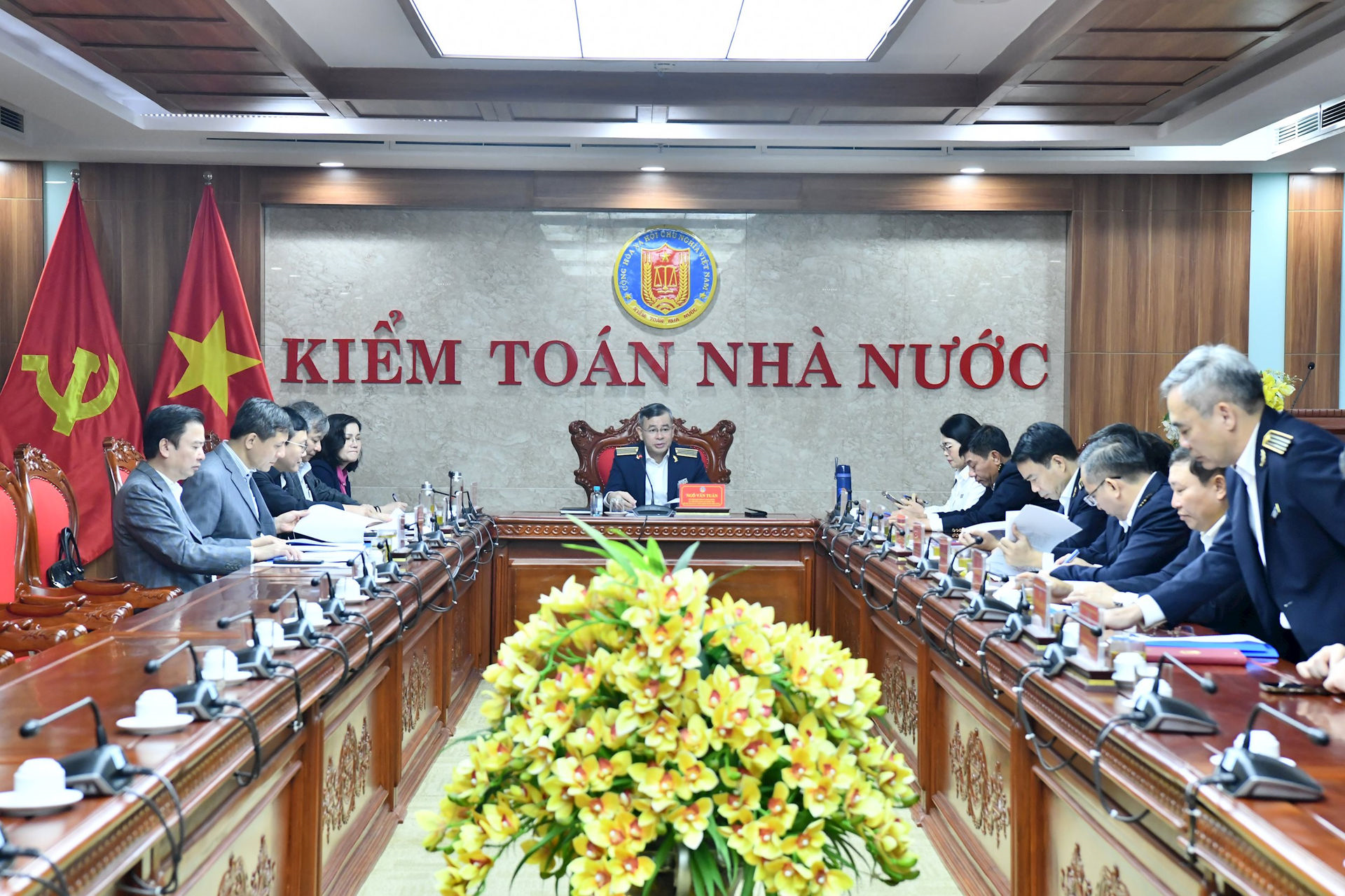 Gắn kết chặt chẽ giữa nhiệm vụ chính trị với công tác xây dựng Đảng