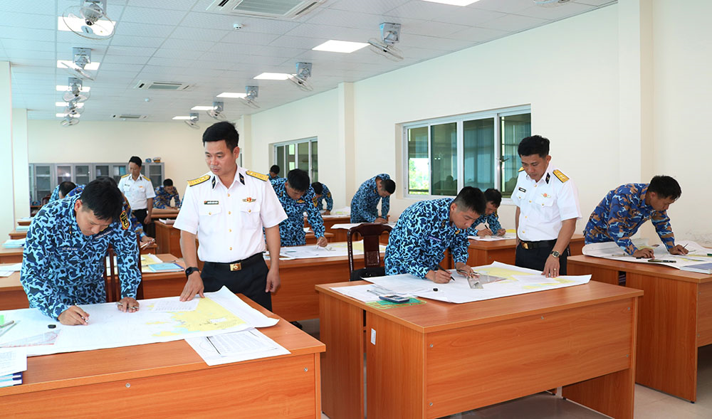 “Chất thép” giữa lòng đại dương