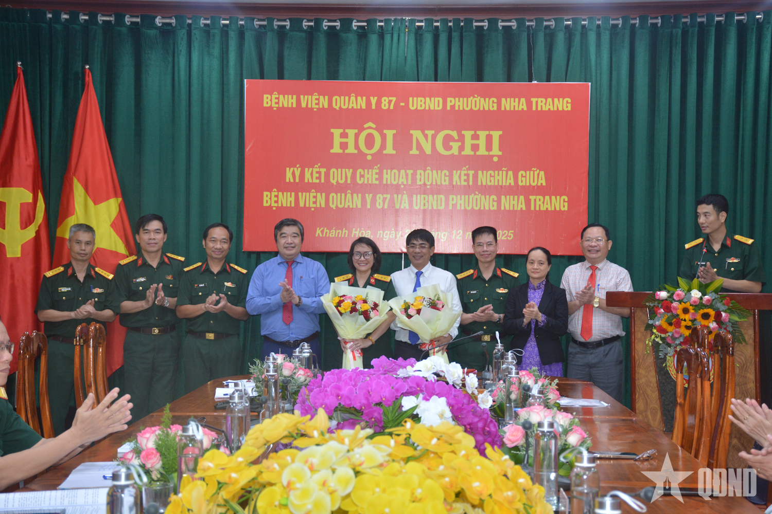 Bệnh viện Quân y 87 và UBND phường Nha Trang phối hợp hoạt động kết nghĩa