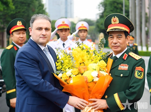 Đại tướng Phan Văn Giang đón Bộ trưởng Bộ Công nghiệp quốc phòng Azerbaijan