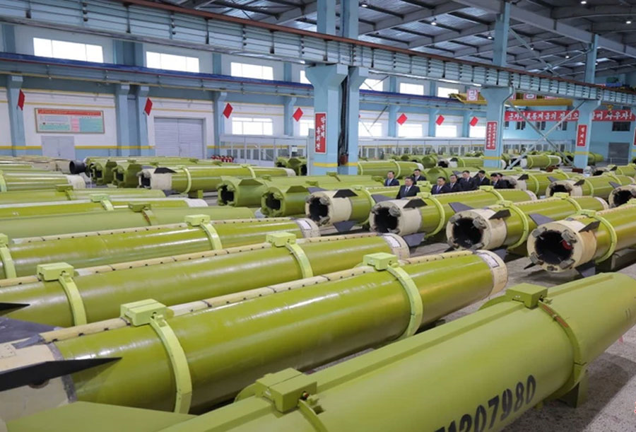 Triều Tiên tiếp tục mở rộng năng lực sản xuất tên lửa và đạn pháo
