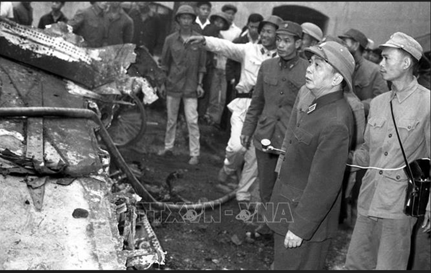 Đại tướng Võ Nguyên Giáp và bản hùng ca “Điện Biên Phủ trên không”