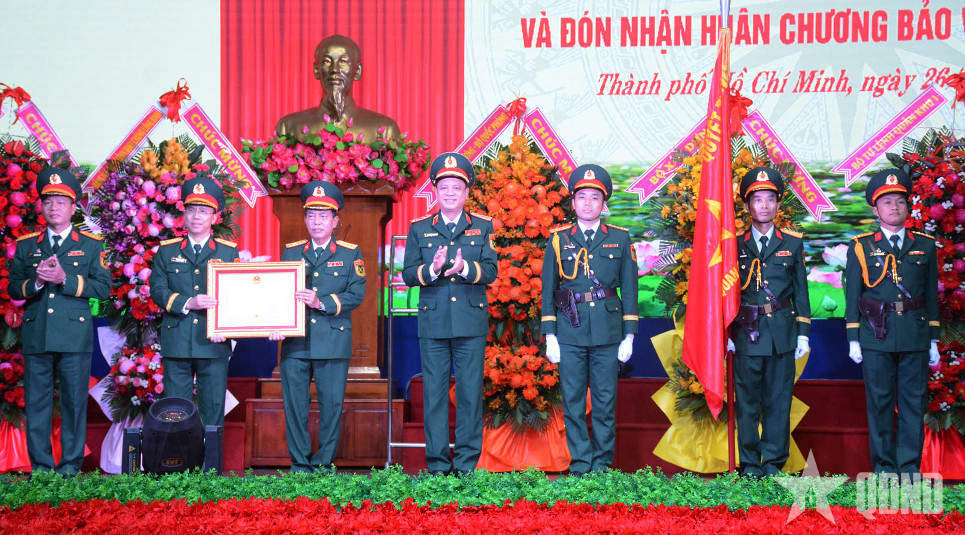 Trường Sĩ quan Công binh đón nhận Huân chương Bảo vệ Tổ quốc hạng Ba