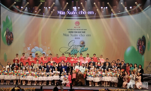Chương trình “Mùa xuân cho em” lần thứ 19 tiếp nhận hơn 116 tỷ đồng cho trẻ em có hoàn cảnh khó khăn