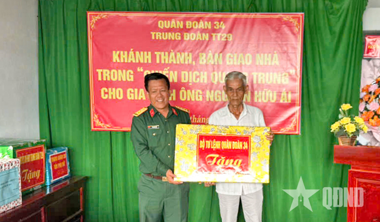 Trung đoàn Thông tin 29 (Quân đoàn 34): Bàn giao nhà cho người dân trong “Chiến dịch Quang Trung”